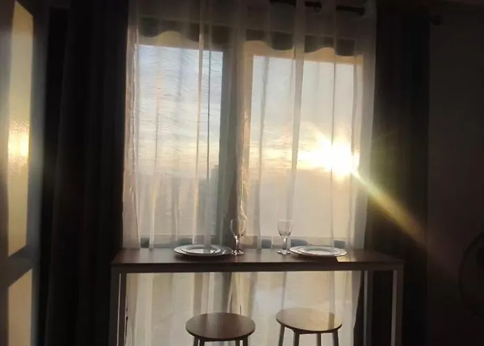 Lylo Pod At Vinia Residences 公寓